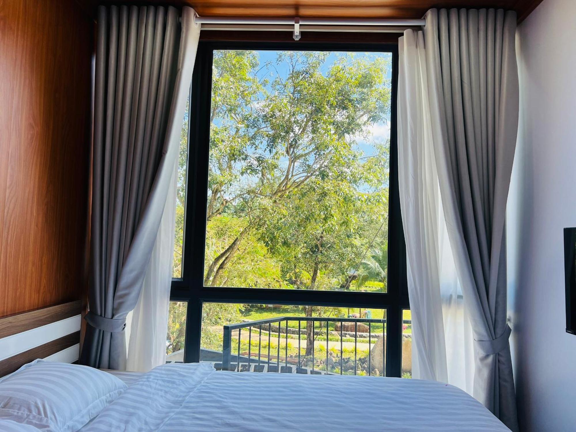Xa Nhu Lam Ho Coc Park & Resort מראה חיצוני תמונה