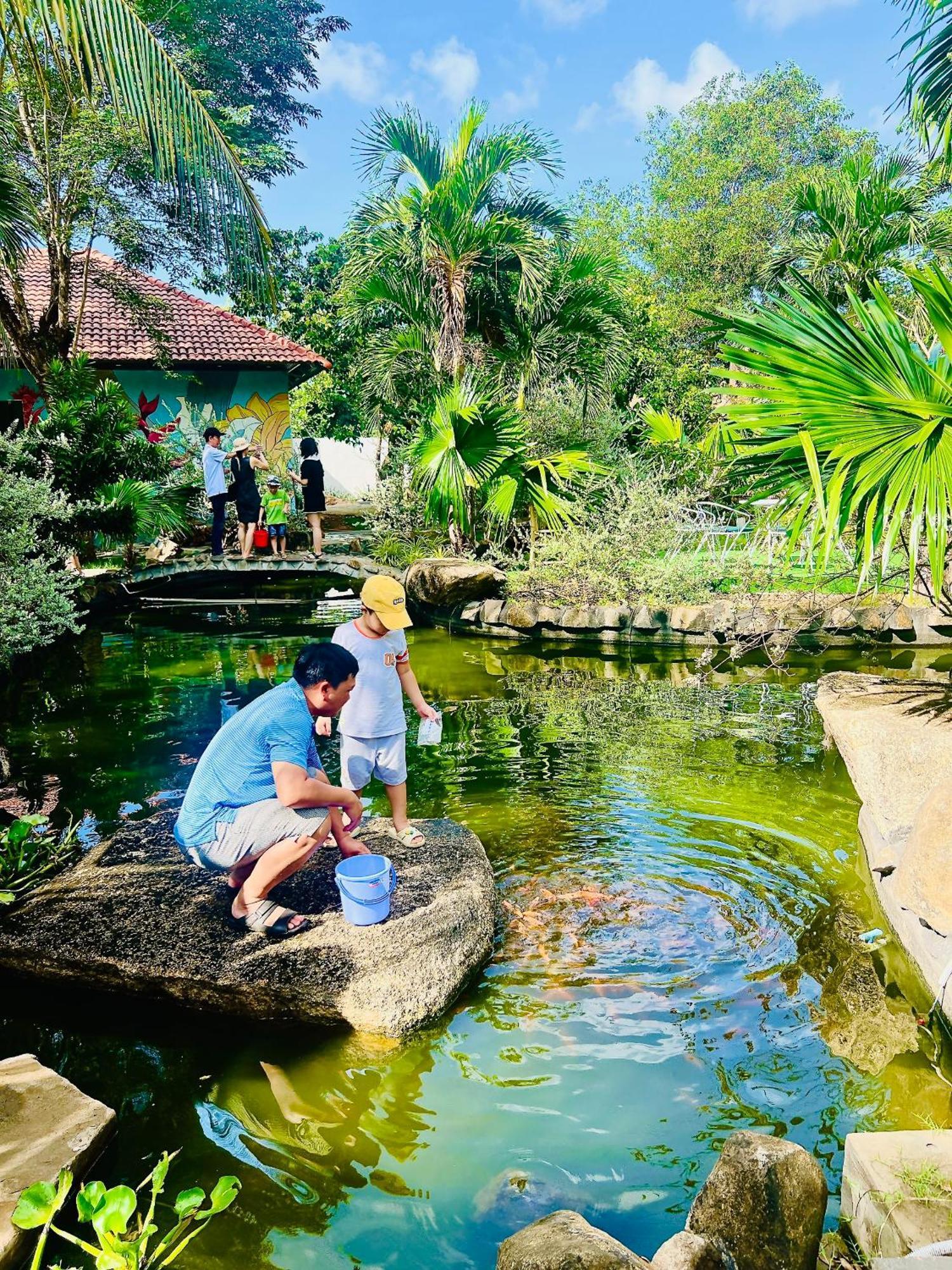 Xa Nhu Lam Ho Coc Park & Resort מראה חיצוני תמונה